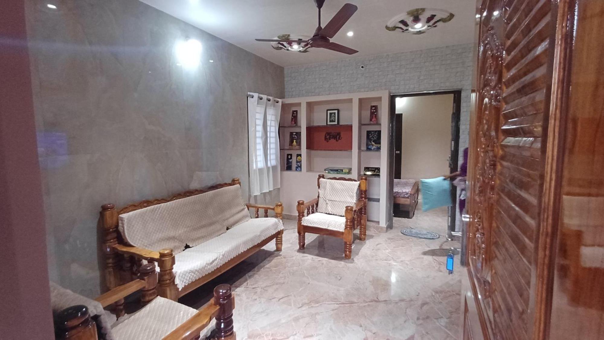 Shi'S Thulasi 2Bhk In Coimbatore Near To Karpagam College, Palakkad Highway, Rathinam College And More Экстерьер фото
